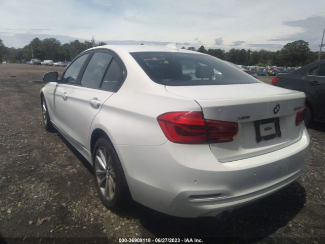 WBA8E5G52JNV01802 BMW 3 Series 320i Xdrive