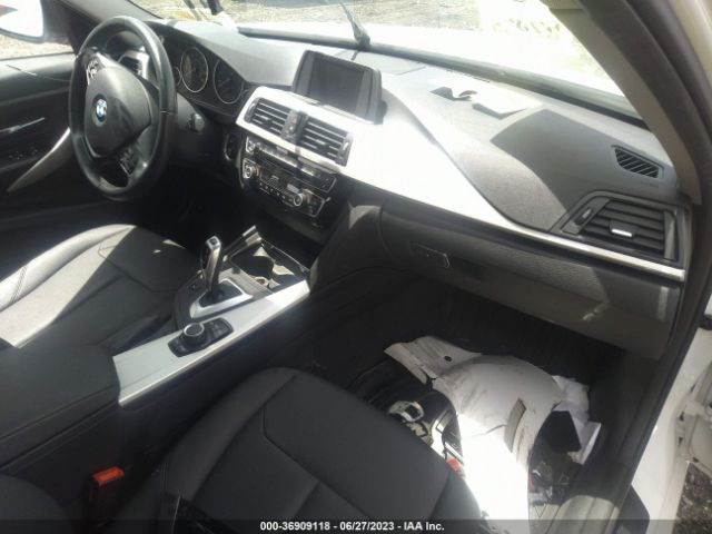 WBA8E5G52JNV01802 BMW 3 Series 320i Xdrive