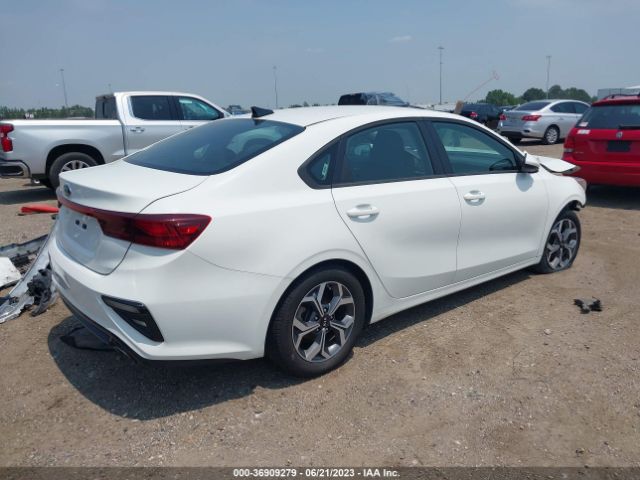 3KPF24AD2LE147686 KIA Forte Lxs