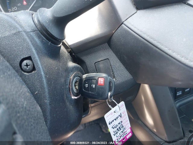 2017 TOYOTA RAV4 LE VIN: JTMZFREV4HJ700222