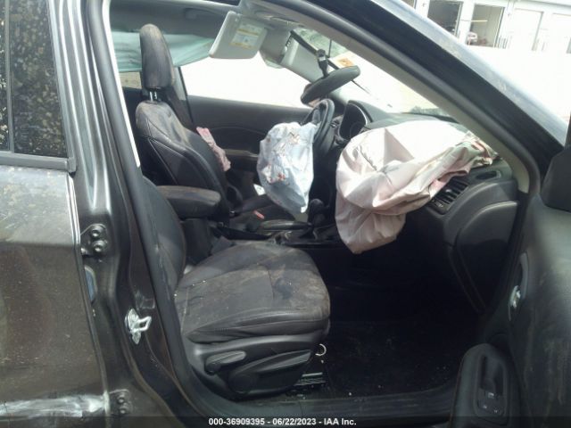 3C4NJDCB9KT806285 Jeep Compass Limited