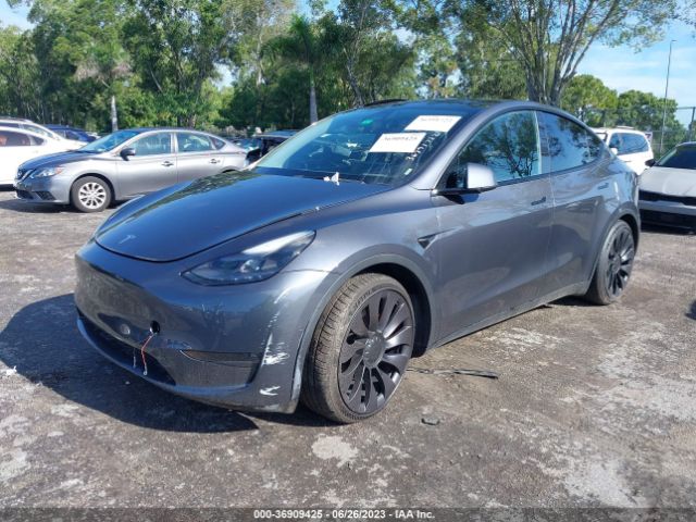 7SAYGDEF8NF374550 Tesla Model Y Performance
