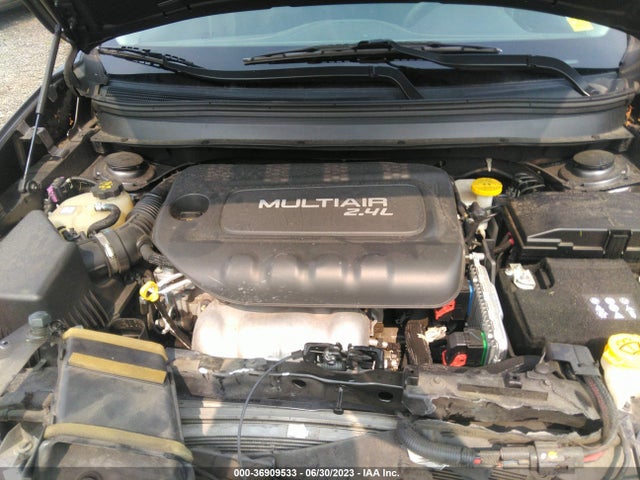 2018 JEEP CHEROKEE LATITUDE TECH CONNECT VIN: 1C4PJLCB3JD588061