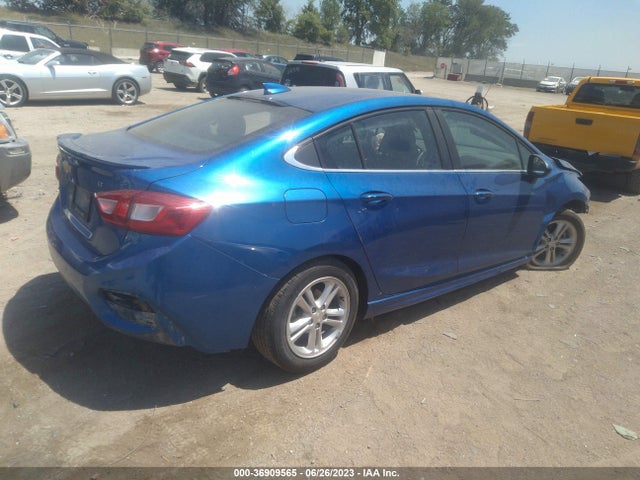 Chevrolet CRUZE LT 2018 1G1BE5SM3J7150421 Image 10
