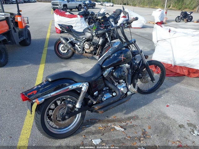 2006 HARLEY-DAVIDSON FXDWGI 1HD1GP11X6K317134 Photo 3