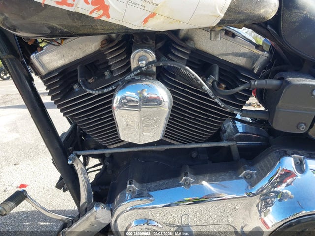 2006 HARLEY-DAVIDSON FXDWGI 1HD1GP11X6K317134 Photo 8