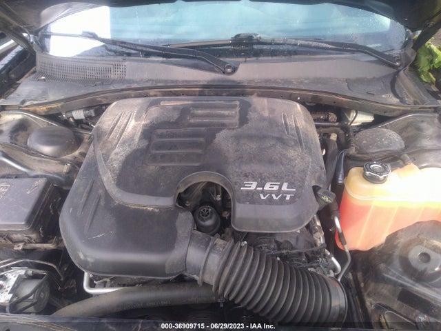 2C3CCAKG2GH213160 Chrysler 300 300c