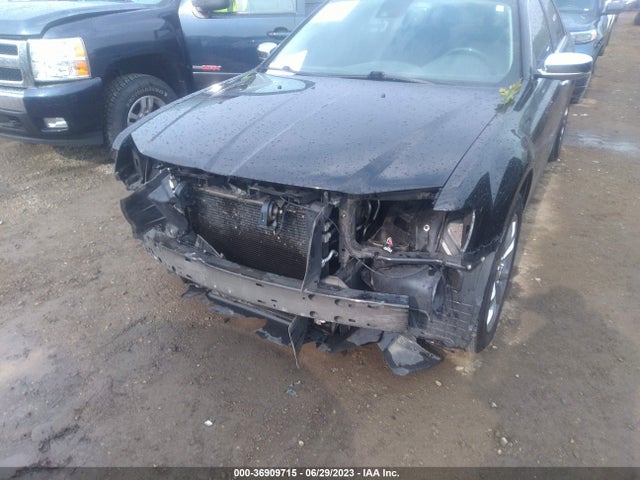 2C3CCAKG2GH213160 Chrysler 300 300c