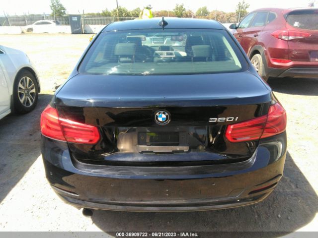 WBA8E1G59GNU11595 BMW 3 Series 320i