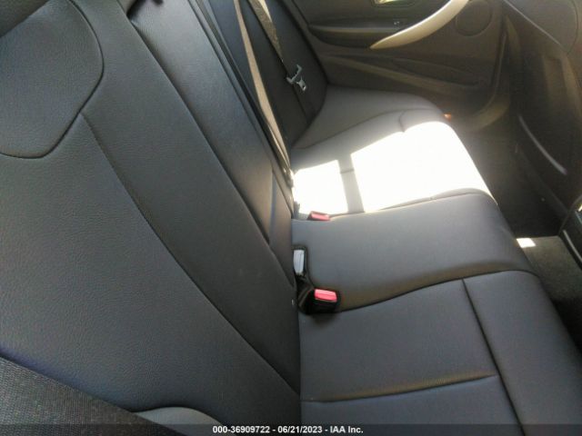WBA8E1G59GNU11595 BMW 3 Series 320i