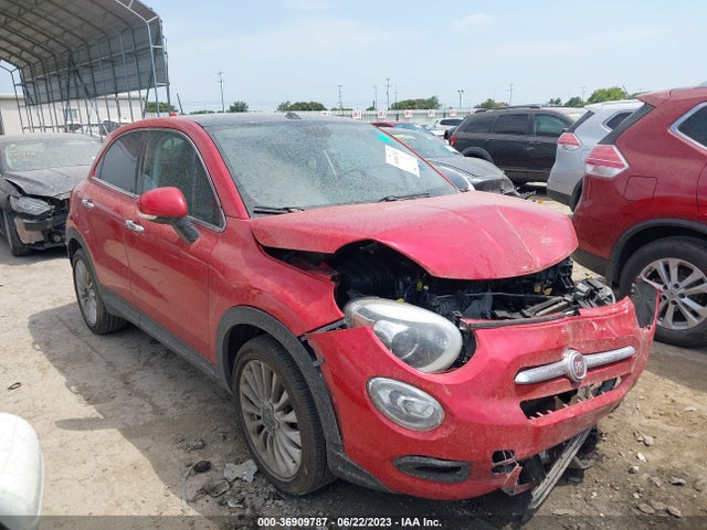 2016 FIAT 500X ZFBCFXDT0GP385718 Photo 0