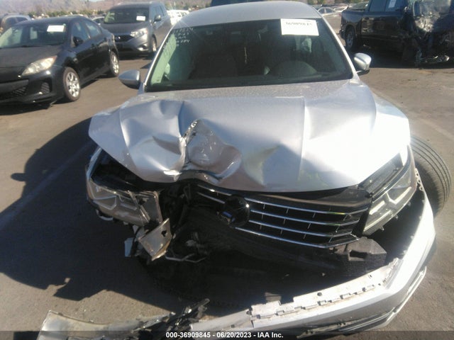 1VWDT7A32HC079284 Volkswagen Passat R-line W/comfort Pkg