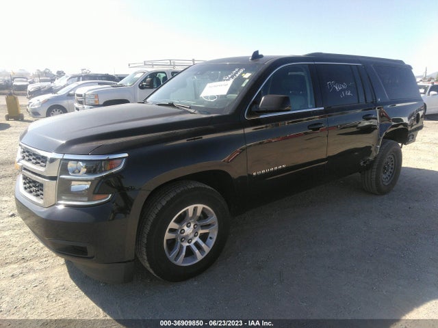 Chevrolet Suburban Lt 2017 1GNSCHKC2HR197354 Image 2