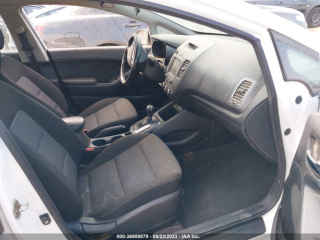 3KPFL4A72HE091991 KIA FORTE S