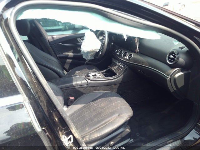 2019 MERCEDES-BENZ E 300 4MATIC VIN: WDDZF4KB6KA567618