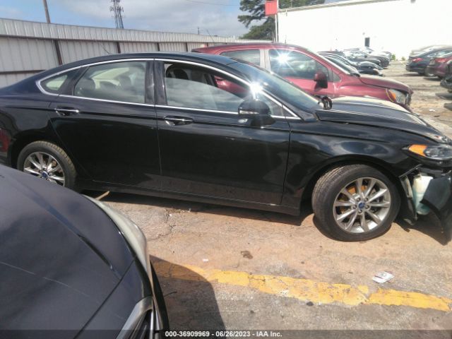 3FA6P0HD7HR253508 Ford FUSION SE