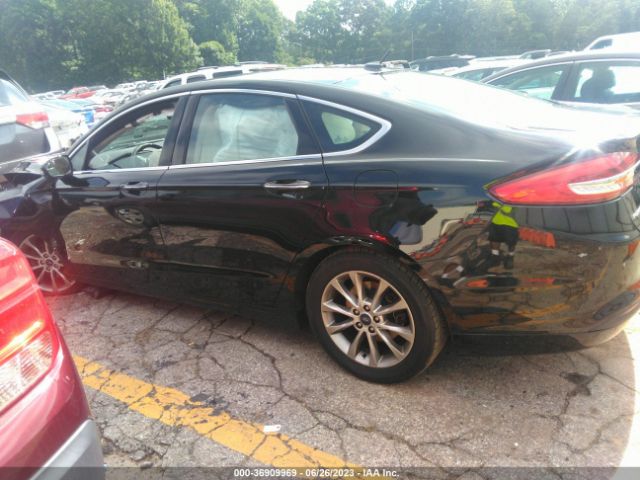 3FA6P0HD7HR253508 Ford FUSION SE