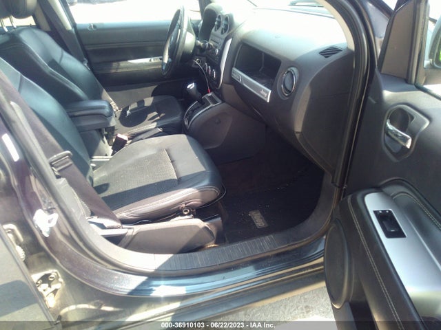 1C4NJDEBXED601985 Jeep Compass Latitude