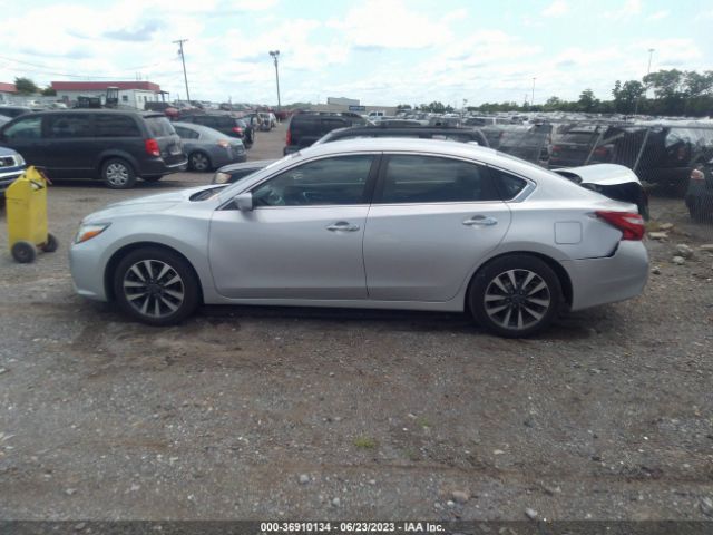 1N4AL3AP6HC208005 Nissan Altima 2.5 Sv