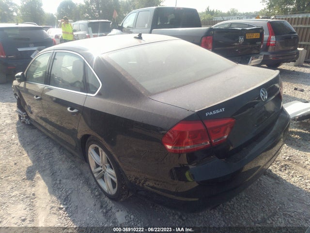 1VWBS7A39EC112416 Volkswagen Passat Se W/sunroof