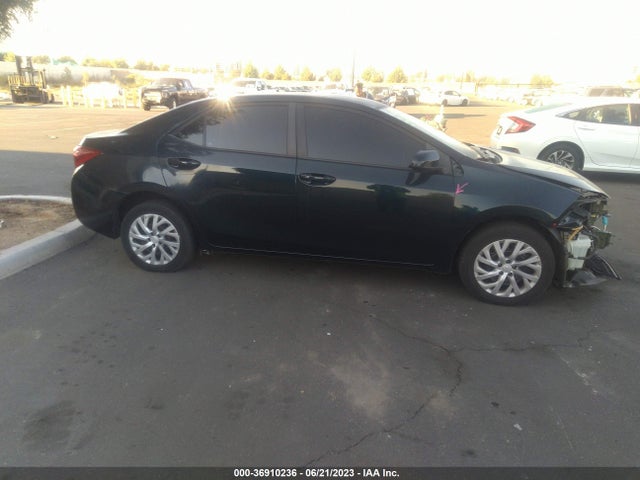 Toyota COROLLA LE 2018 5YFBURHE5JP790310 Image 6