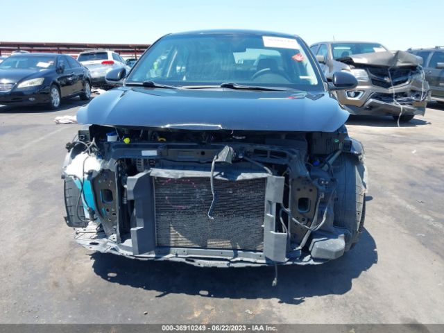 3KPA24AB0JE058012 KIA RIO S
