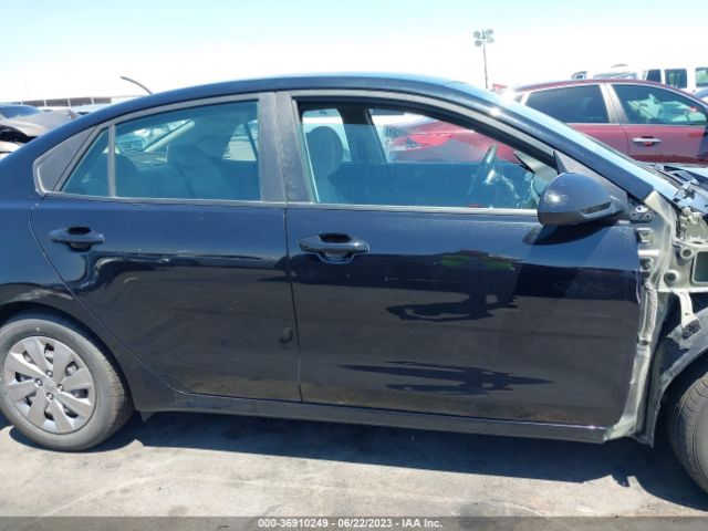 3KPA24AB0JE058012 KIA RIO S