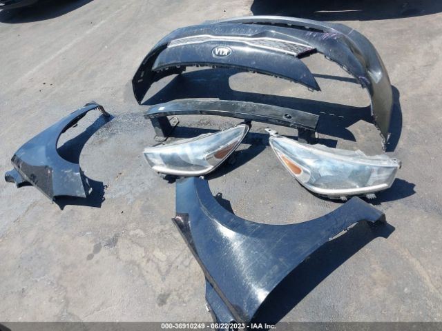 3KPA24AB0JE058012 KIA RIO S