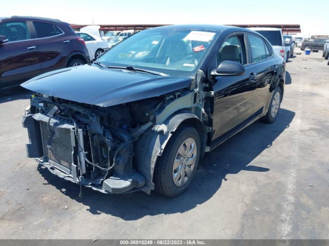 3KPA24AB0JE058012 KIA RIO S