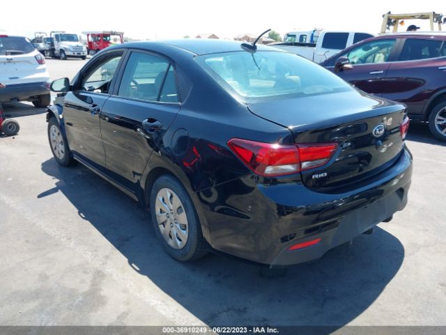 3KPA24AB0JE058012 KIA RIO S