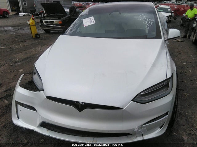 2023 Tesla Model X, VIN: 7SAXCBE61PF375036
