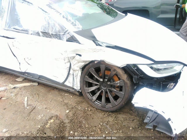 2023 Tesla Model X, VIN: 7SAXCBE61PF375036