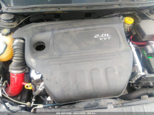 1C3CDFAA1FD433215 Dodge DART SE