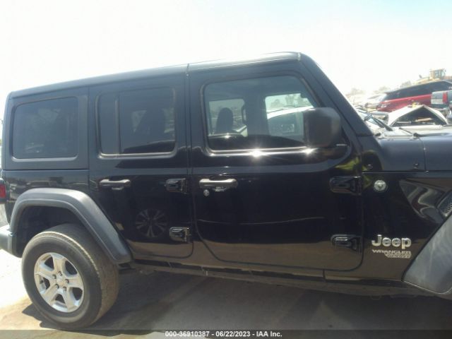 1C4HJXDG8KW507437 Jeep Wrangler Unlimited Sport S