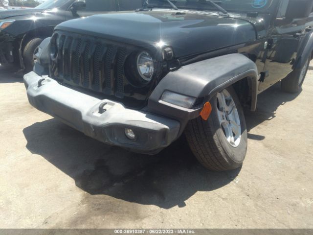 1C4HJXDG8KW507437 Jeep Wrangler Unlimited Sport S