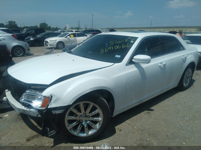 2C3CCAAG8EH373395 Chrysler 300