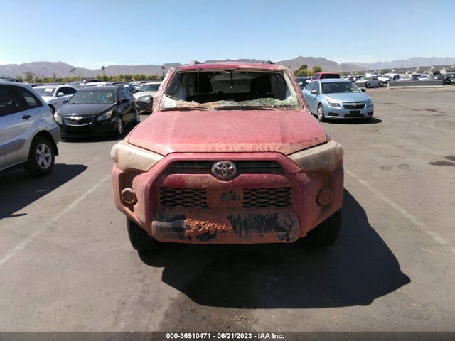 Toyota 4RUNNER SR5 2020 JTEBU5JR2L5788645 Image 4