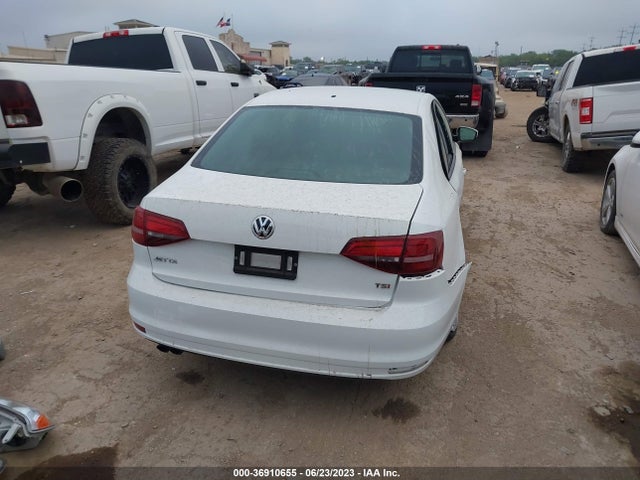 3VW2B7AJ9JM228674 Volkswagen Jetta 1.4t S