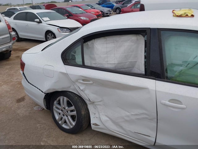 3VW2B7AJ9JM228674 Volkswagen Jetta 1.4t S