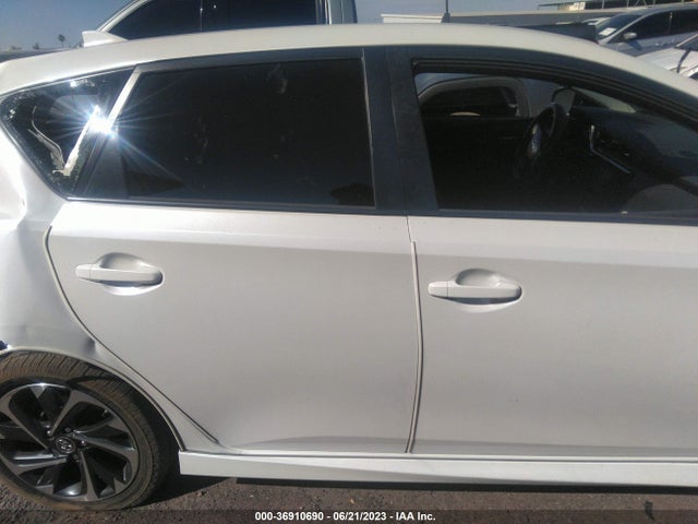 Toyota COROLLA IM 2017 JTNKARJE6HJ525490 Image 13