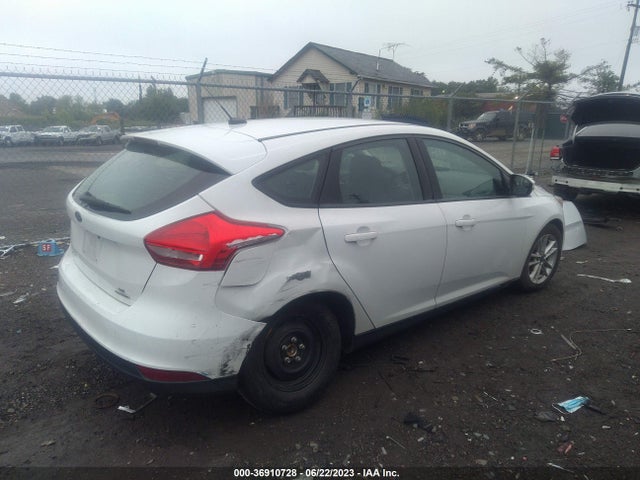 2015 FORD FOCUS SE VIN: 1FADP3K27FL288433