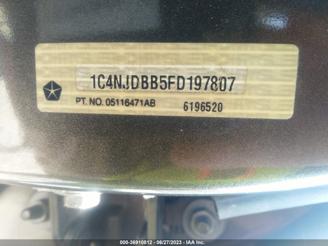 1C4NJDBB5FD197807 Jeep Compass Sport