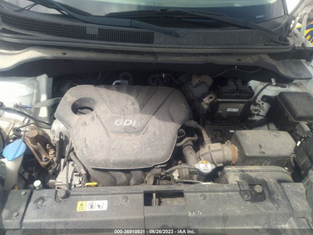 KNDJN2A2XE7088698 KIA Soul Base