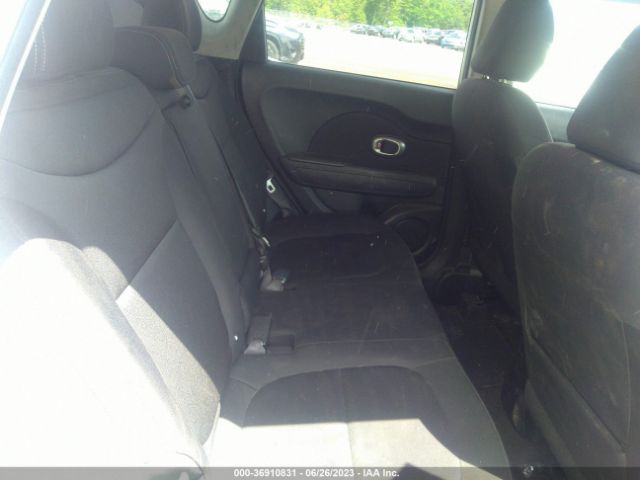KNDJN2A2XE7088698 KIA Soul Base