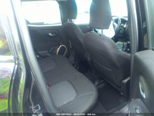 ZACCJBBT0FPB88101 Jeep Renegade Latitude
