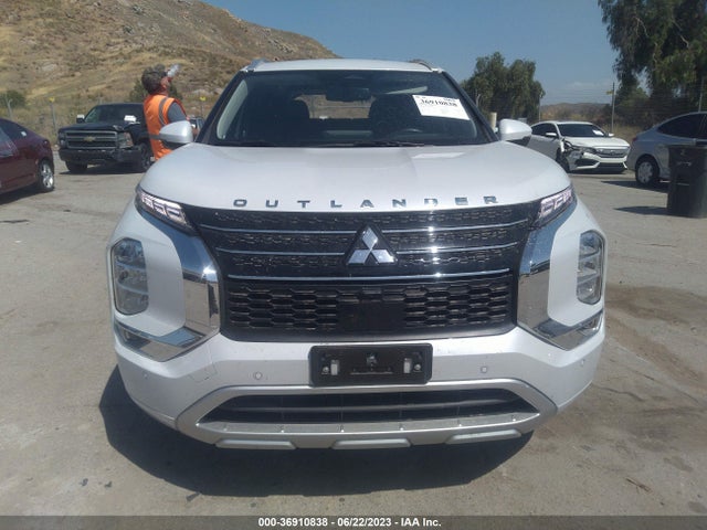 JA4J3VA85NZ089493 Mitsubishi Outlander Sel