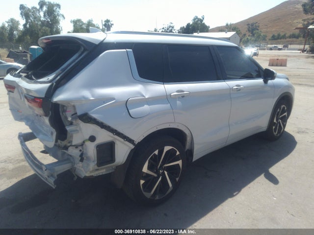 JA4J3VA85NZ089493 Mitsubishi Outlander Sel