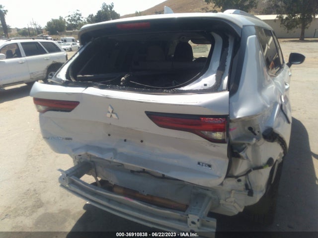 JA4J3VA85NZ089493 Mitsubishi Outlander Sel