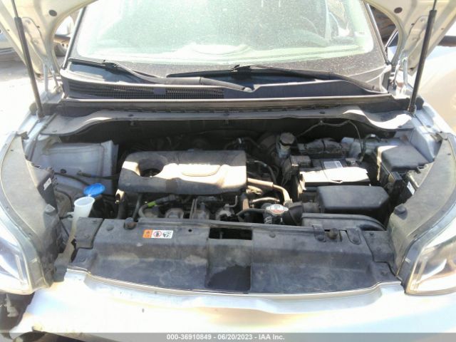 KNDJN2A28J7598087 KIA Soul Base