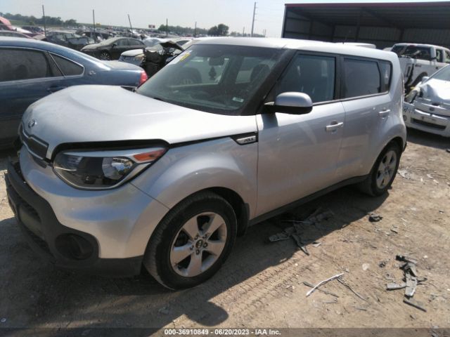 KNDJN2A28J7598087 KIA Soul Base